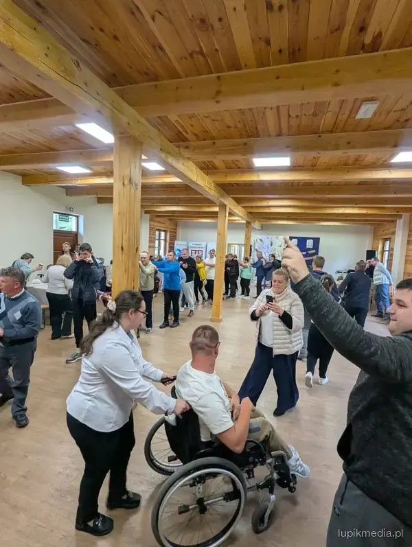 Wspólny taniec, także na wózkach